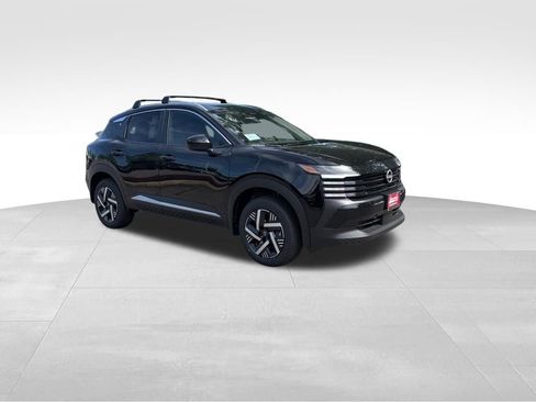 New 2026 Nissan Kicks SV w/ Charging Package image 6