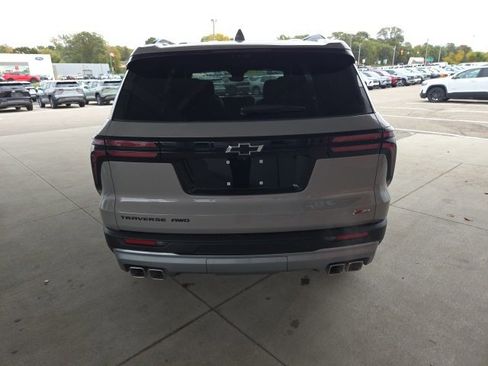 New 2026 Chevrolet Traverse Z71 w/ Enhanced Driving Package image 5