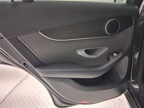 Used 2022 Mercedes-Benz GLC 300 GLC 300 image 30