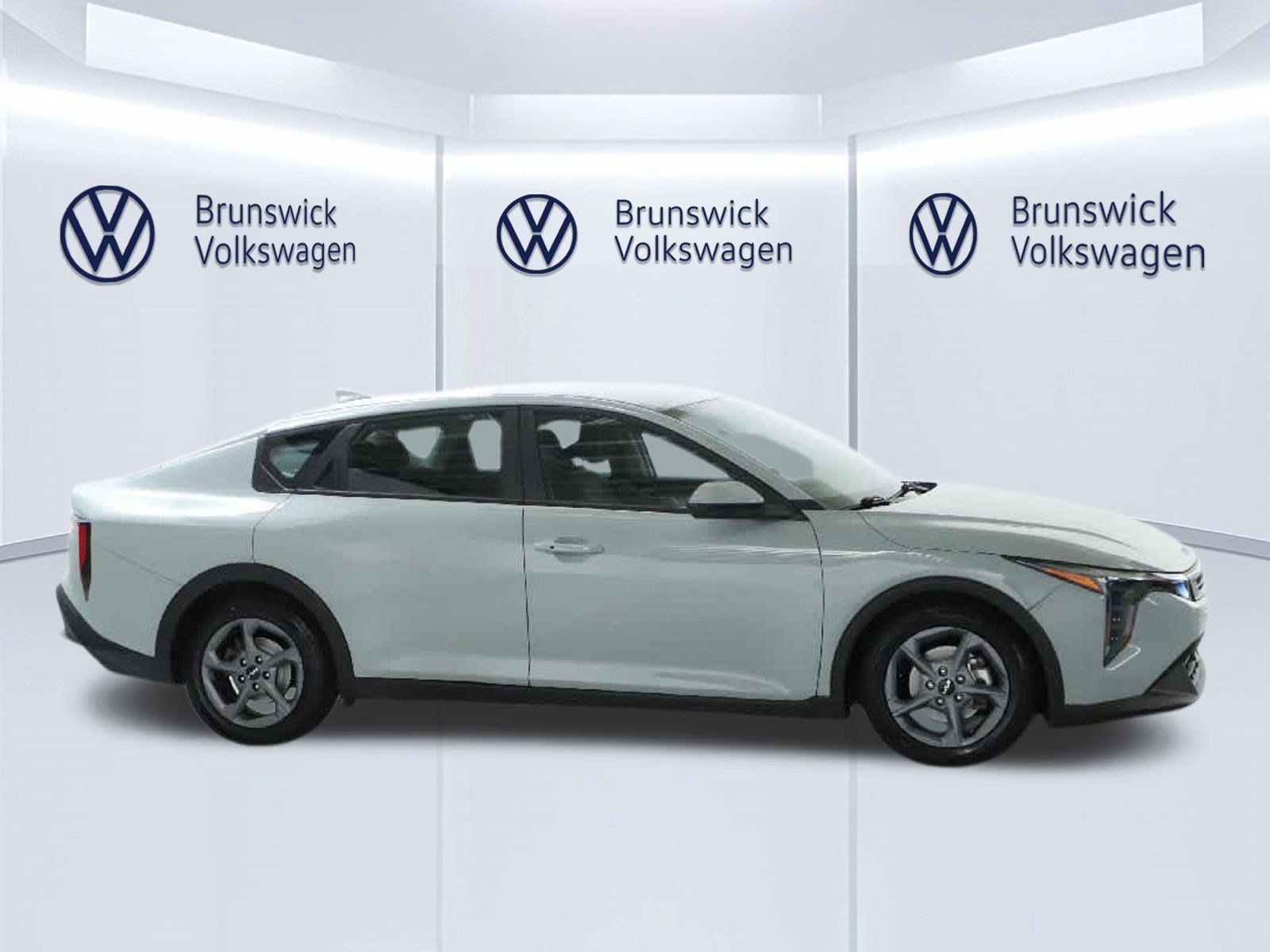 Used 2025 Kia K4 FWD image 11