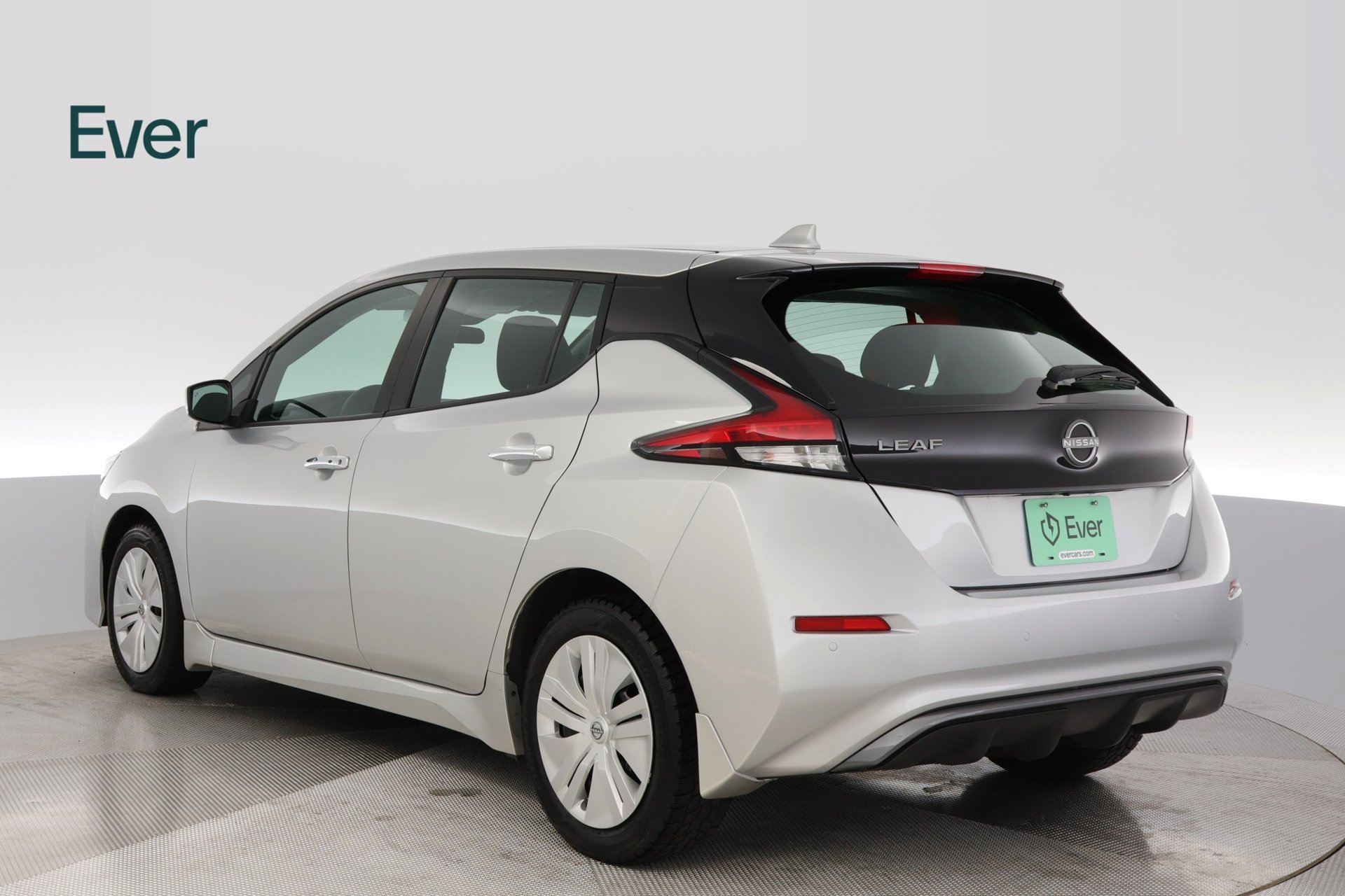 Used 2025 Nissan Leaf S FWD image 17