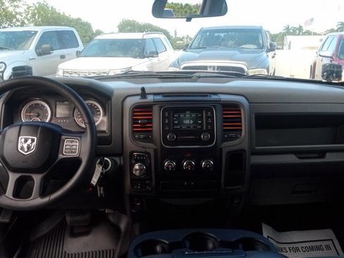 Used 2018 RAM 1500 Express w/ Express Value Package AWD/4WD image 15