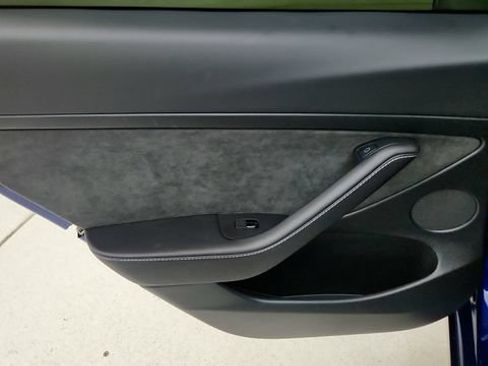 Used 2023 Tesla Model 3 Standard Range RWD image 42