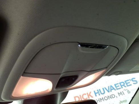 Certified 2020 Jeep Cherokee Latitude Lux w/ Quick Order Package 26H Lux image 21