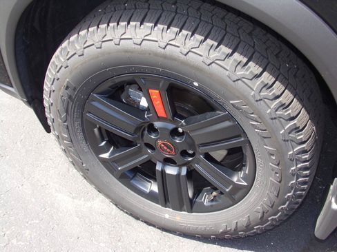 Used 2025 Nissan Rogue SV w/ Rock Creek Premium Package AWD/4WD image 9