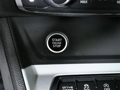 Used 2021 Audi Q3 2.0T Premium Plus image 26