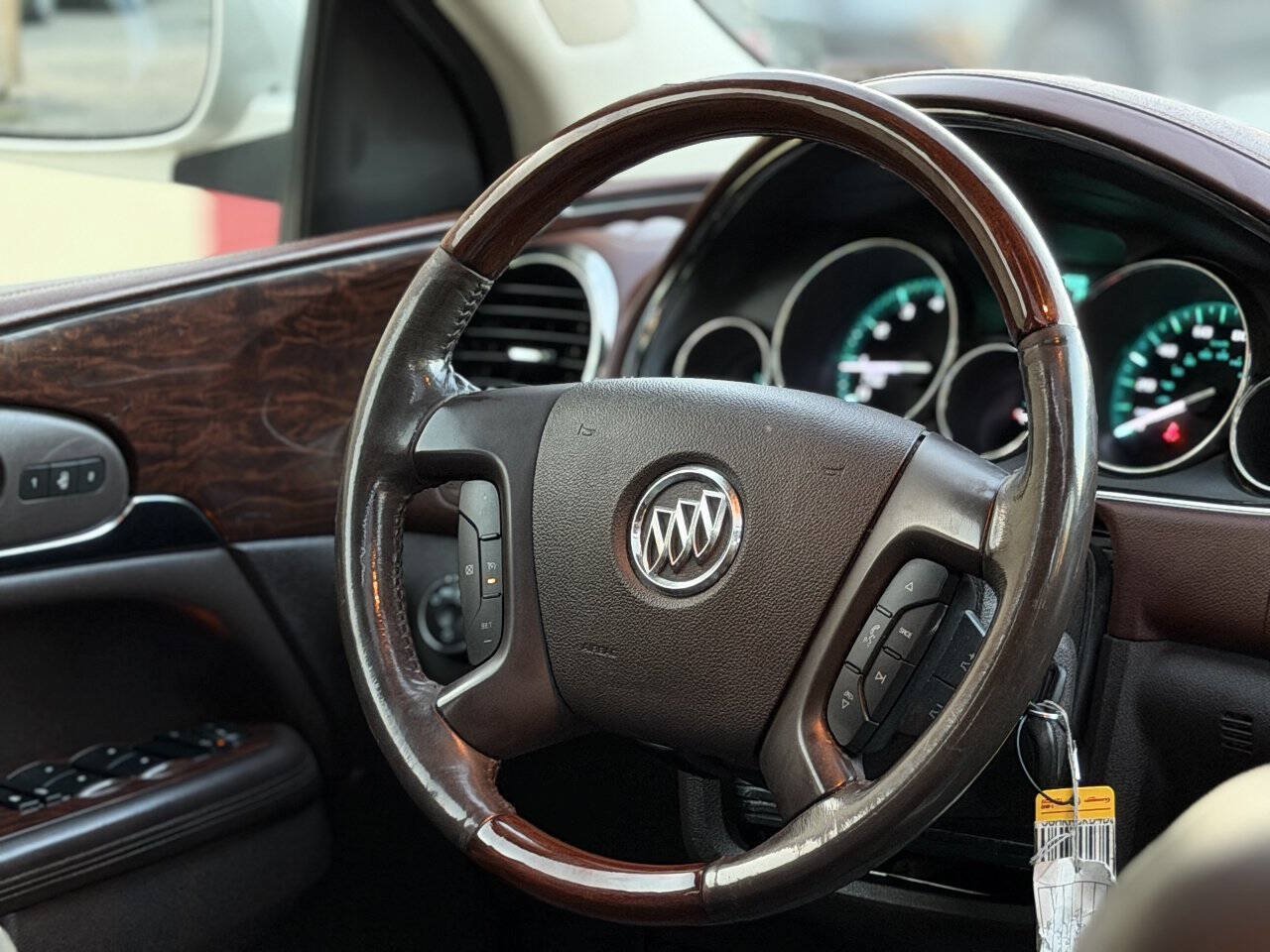 Used 2013 Buick Enclave Leather FWD image 15