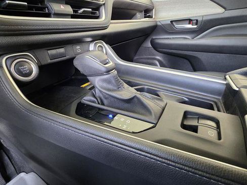 Certified 2024 Toyota Grand Highlander FWD image 25