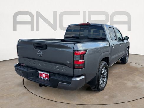 Used 2024 Nissan Frontier SL w/ Technology Package RWD image 12