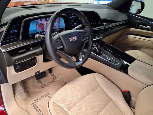 Used 2024 Cadillac Escalade ESV Premium Luxury RWD image 22