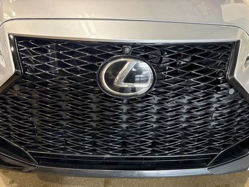 Used 2022 Lexus IS 350 F Sport image 47