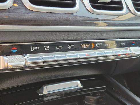 Used 2022 Mercedes-Benz GLE 350 4MATIC image 32