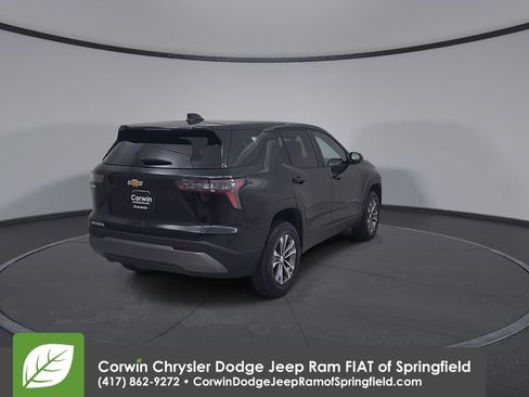 Used 2026 Chevrolet Equinox LT FWD image 14