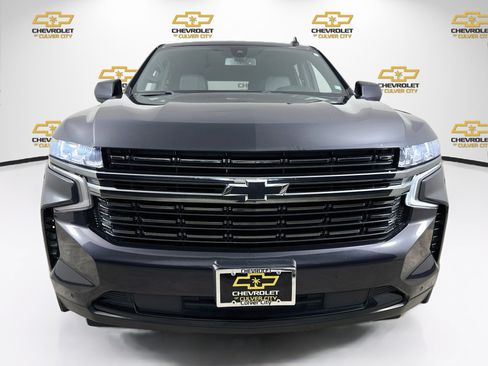 Used 2022 Chevrolet Tahoe RST RWD image 2