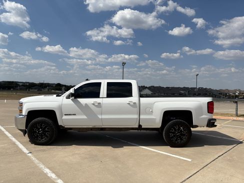 Used 2016 Chevrolet Silverado 2500 LT image 2