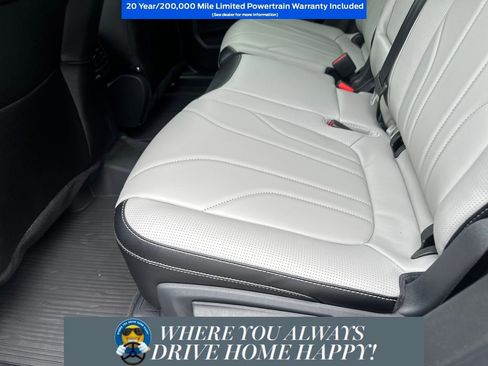 New 2026 Ford Escape Platinum w/ Premium Technology Package AWD/4WD image 24