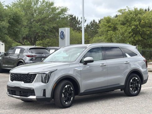 Used 2026 Kia Sorento S w/ S Panoramic Sunroof Package FWD image 8
