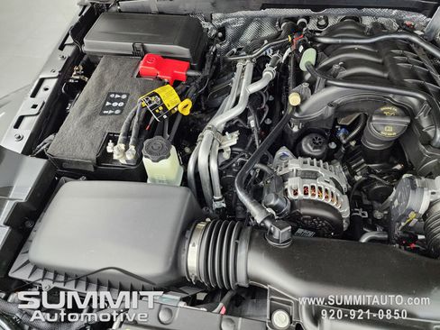 New 2025 Jeep Wrangler Sahara image 24