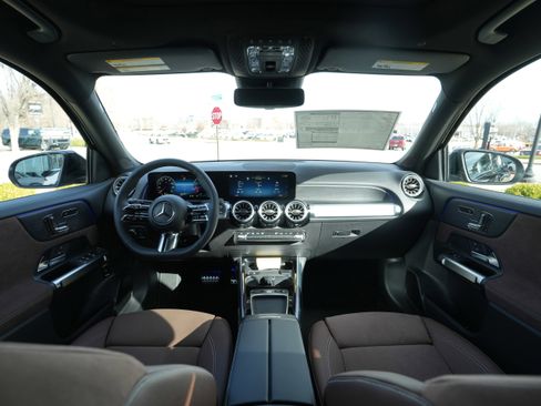 New 2026 Mercedes-Benz GLB 250 4MATIC image 20
