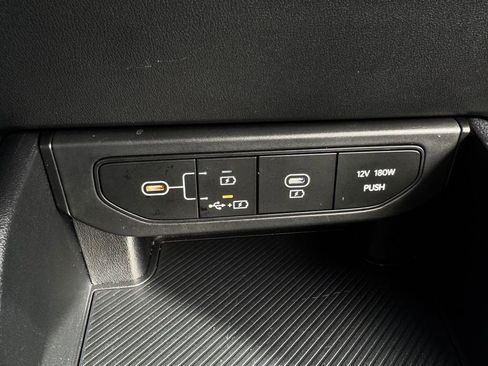 Used 2025 Kia K4 LXS image 25
