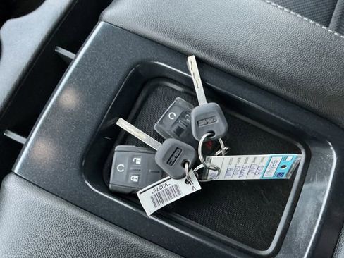 Used 2018 GMC Sierra 1500 SLE w/ SLE Value Package image 45