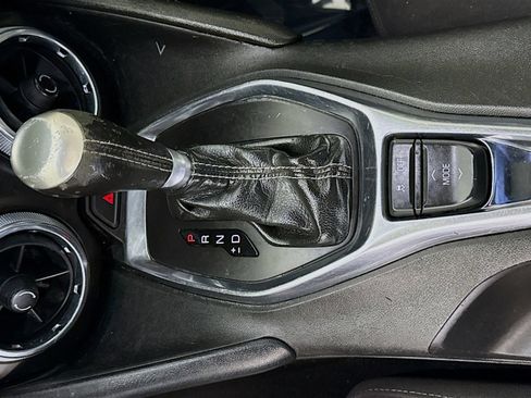 Used 2020 Chevrolet Camaro LT RWD image 20
