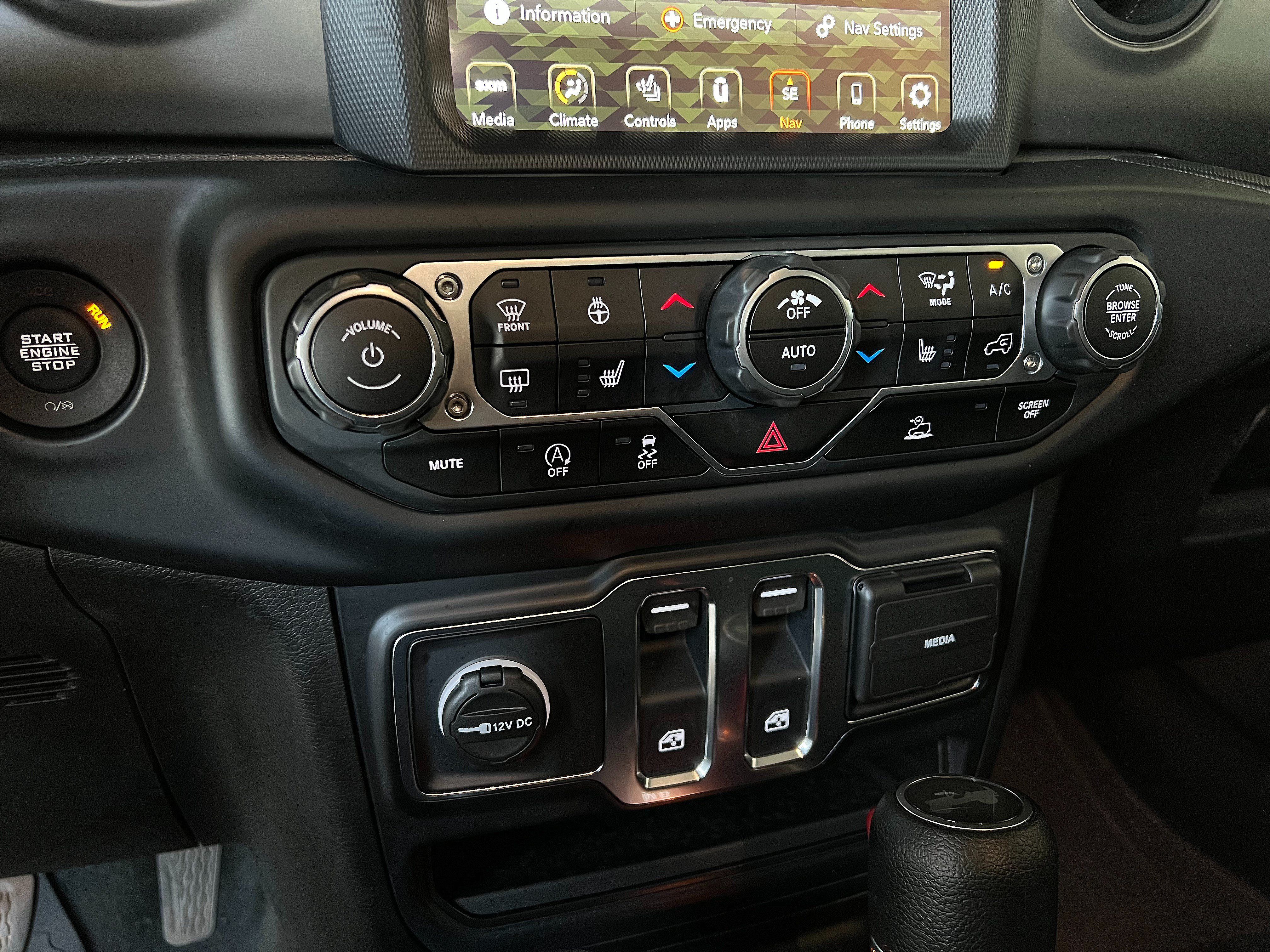 Used 2022 Jeep Wrangler Sport AWD/4WD image 14