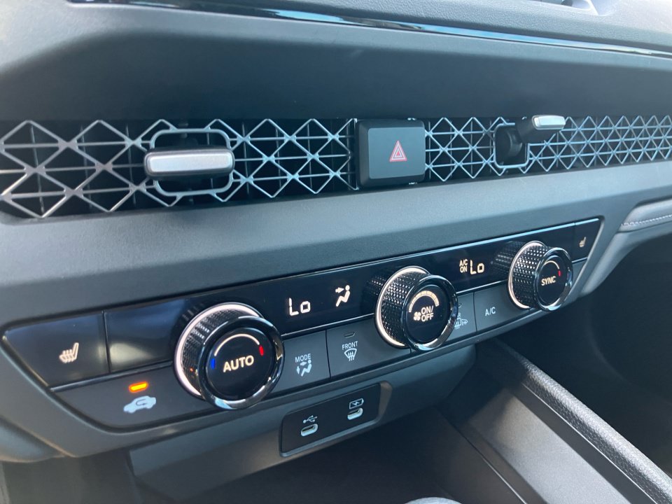 Certified 2023 Honda Accord EX image 22