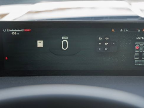 Used 2025 Ford Expedition Max Platinum w/ Driver's Package image 55