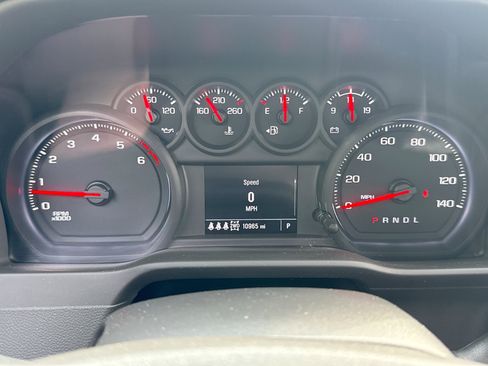 Used 2025 GMC Sierra 2500 Pro w/ Convenience Package AWD/4WD image 13