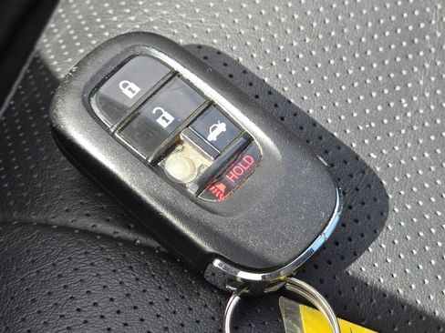 Used 2023 Honda Accord Touring image 41