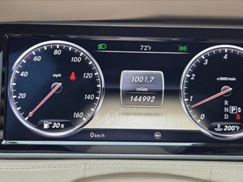 Used 2014 Mercedes-Benz S 550 Sedan w/ Sport Package Plus One image 26