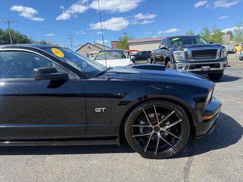 Used 2007 Ford Mustang GT Premium RWD image 19