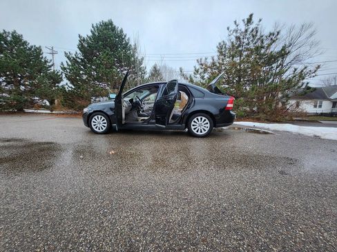 Used 2004 Volvo S40 2.4i image 25