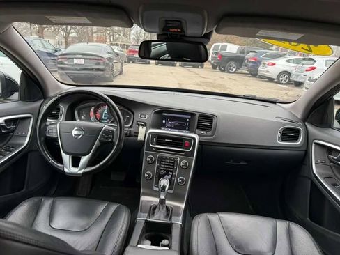 Used 2014 Volvo S60 T5 image 21