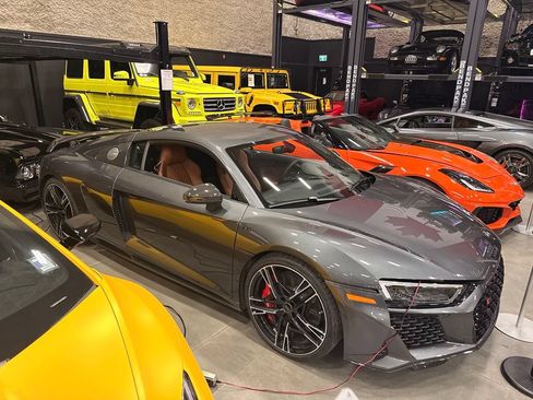 Used 2023 Audi R8 V10 performance AWD/4WD image 2