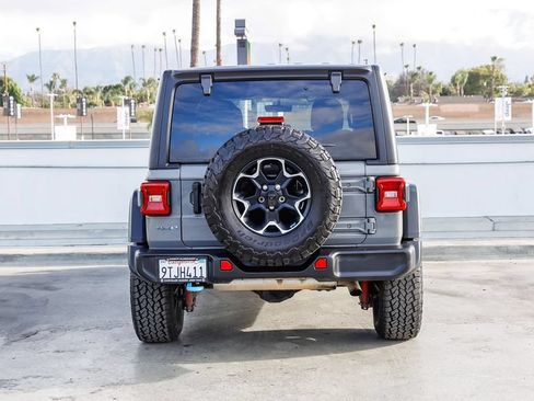 Used 2023 Jeep Wrangler Unlimited Rubicon 4xe w/ Cold Weather Group AWD/4WD image 8