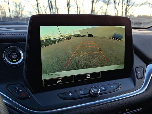 Used 2023 Chevrolet Blazer LT image 4