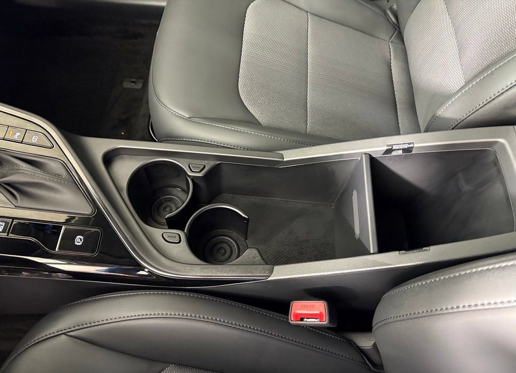 New 2026 Kia Niro EX FWD image 32
