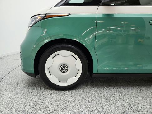 Used 2025 Volkswagen ID. Buzz 1st Edition AWD/4WD image 21