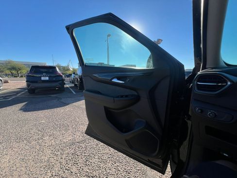 Used 2025 Chevrolet TrailBlazer LT image 20