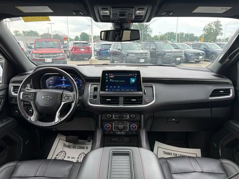 Used 2022 Chevrolet Suburban RST w/ Luxury Package AWD/4WD image 14