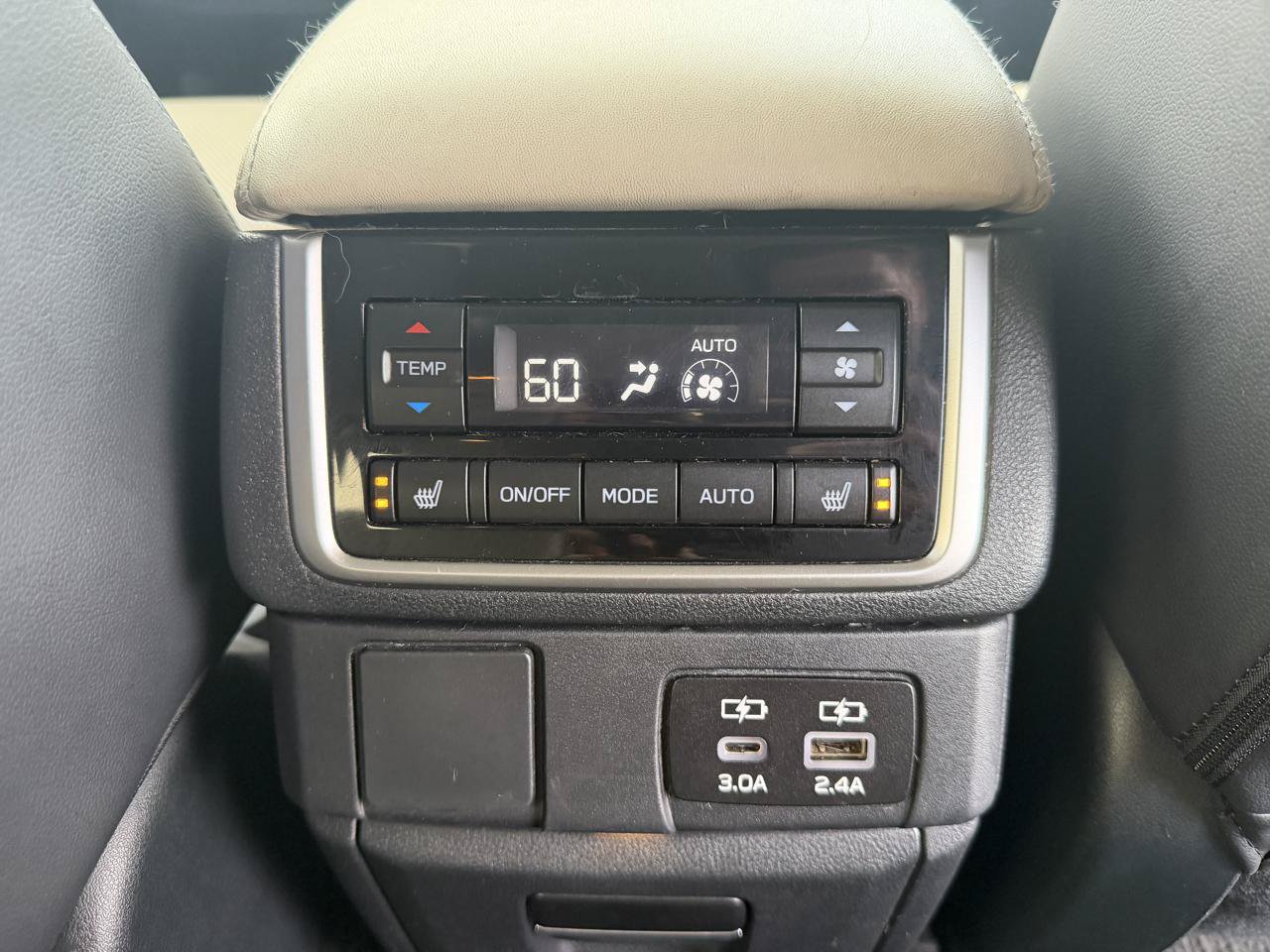 Used 2023 Subaru Ascent Limited AWD/4WD image 25