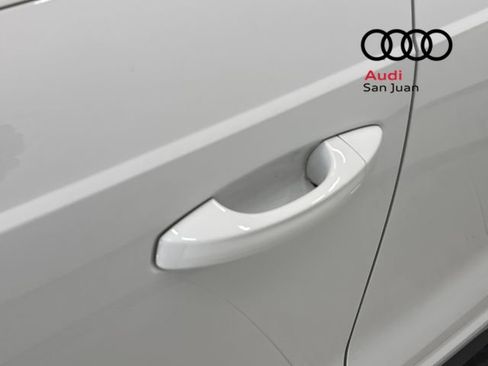 Used 2024 Audi Q3 2.0T Premium w/ Convenience Package AWD/4WD image 8