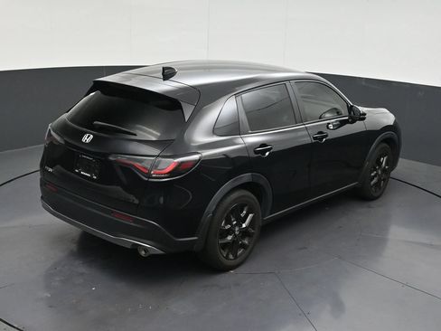 Used 2025 Honda HR-V Sport image 18