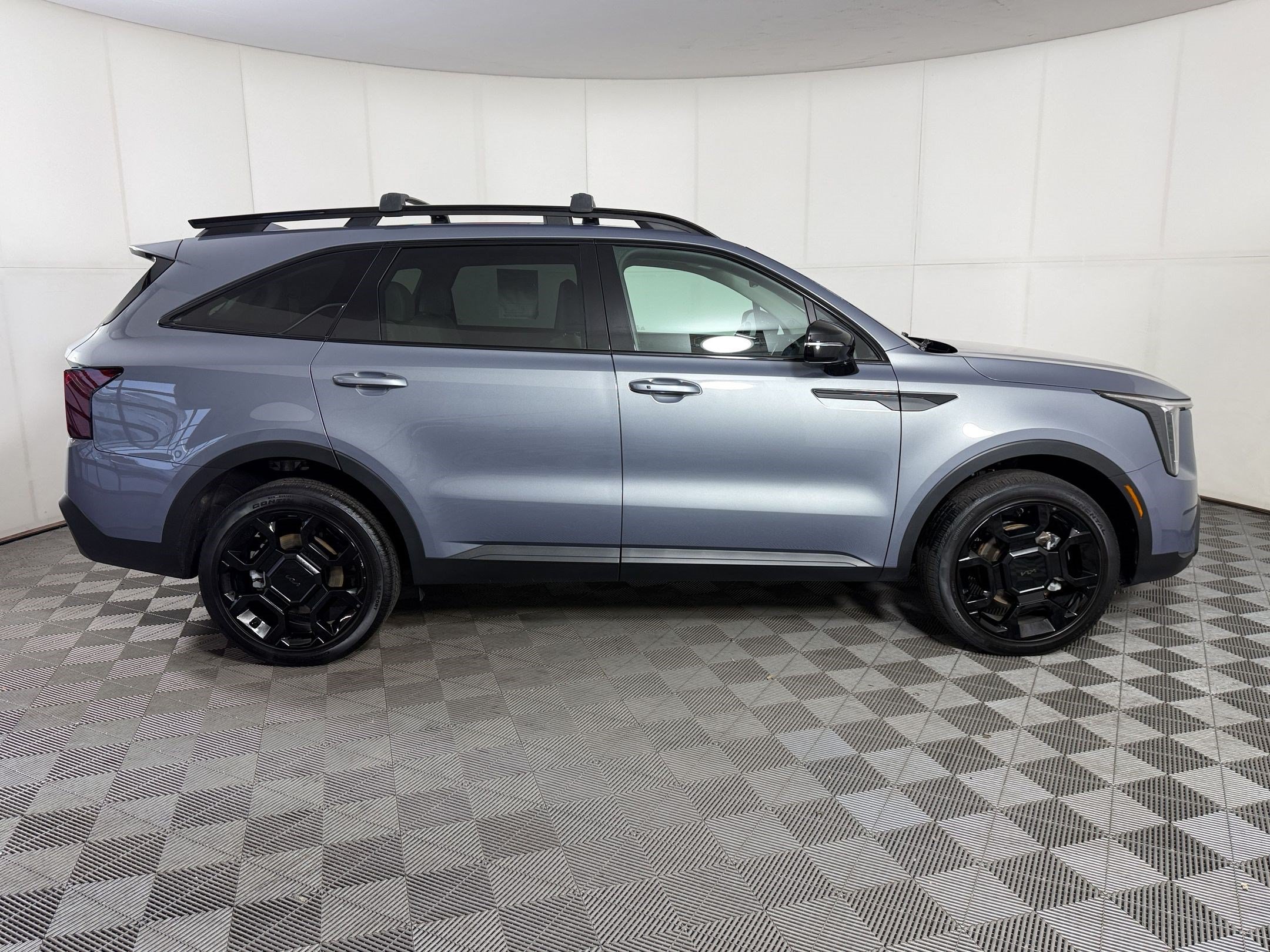 Used 2025 Kia Sorento X-Line EX AWD/4WD image 8