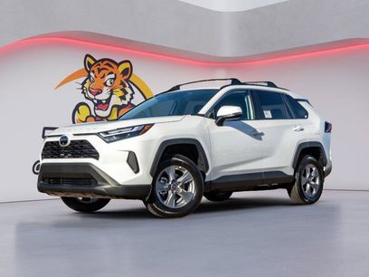 New 2025 Toyota RAV4 XLE