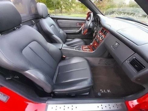 Used 2003 Mercedes-Benz SLK 320 image 13