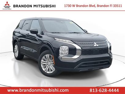 Used 2024 Mitsubishi Outlander ES