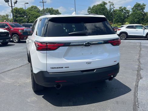 Used 2023 Chevrolet Traverse RS AWD/4WD image 4